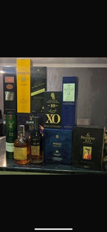 Набор напитков алкогольных новых в пломбах