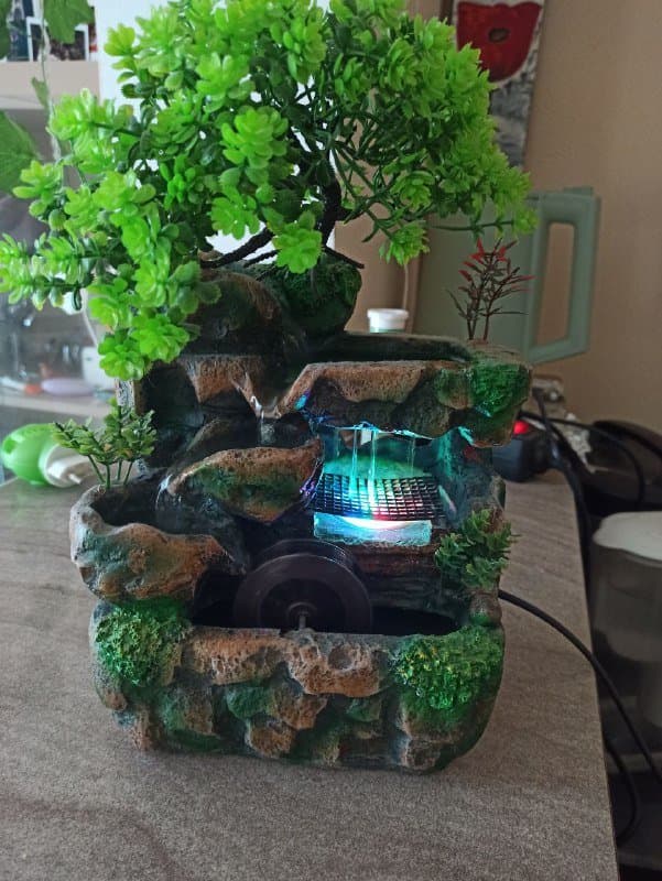 Комнатный фонтанчик для уюта