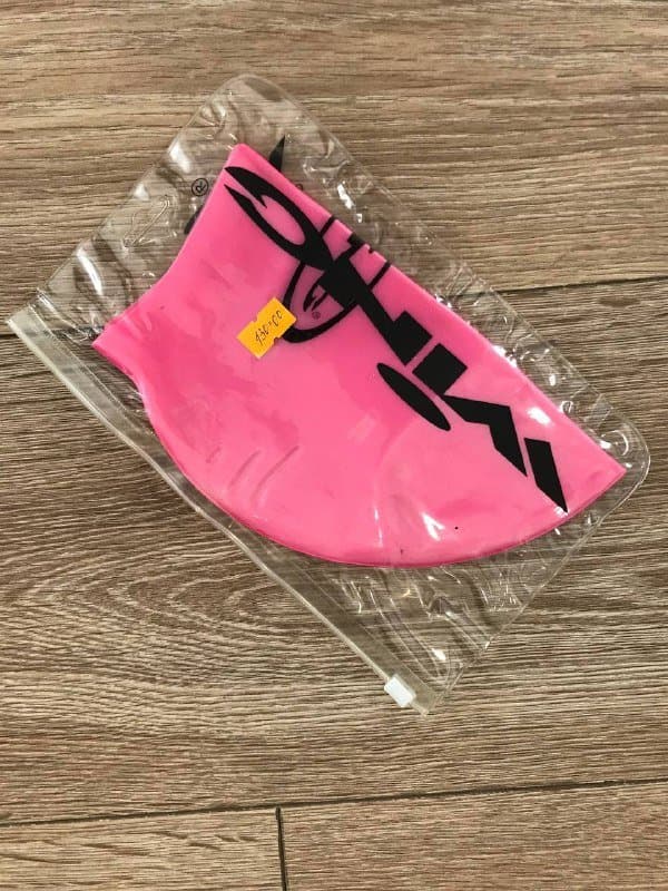 Резиновая шапка для плавания в бассейне