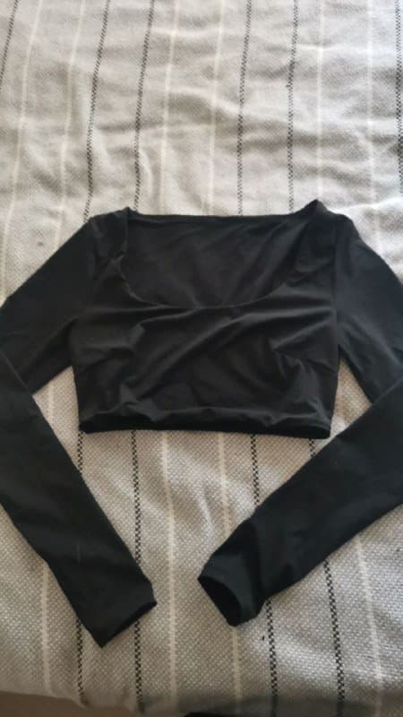 Π‘ΠΏΠΎΡΡΠΈΠ²Π½ΡΠΉ ΡΠΎΠΏ Ρ Π΄Π»ΠΈΠ½Π½ΡΠΌ ΡΡΠΊΠ°Π²ΠΎΠΌ