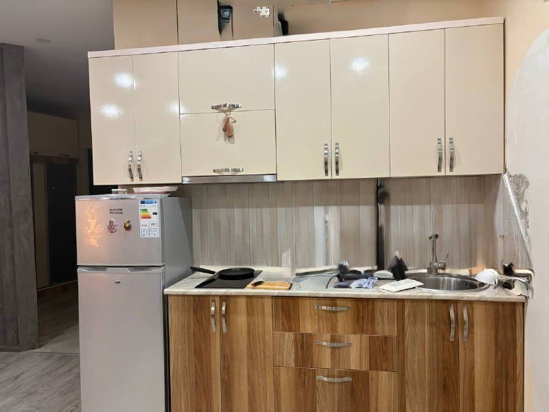 Кухонный гарнитур, холодильник