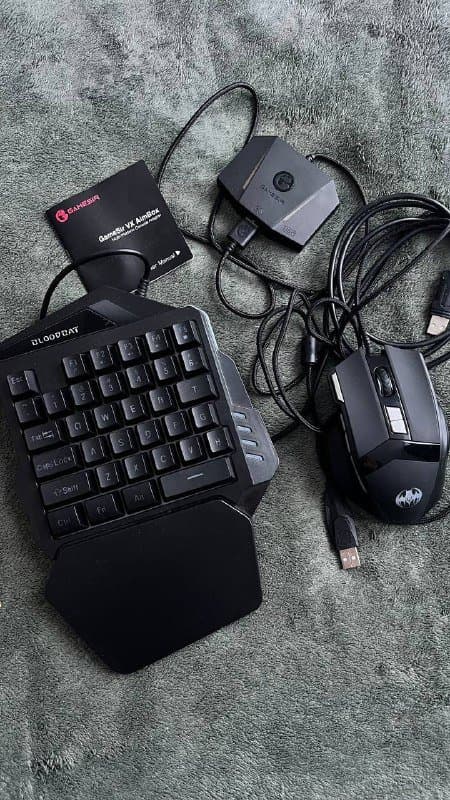 Клавиатура, мышь, адаптер GameSir VX AimBox для консолей