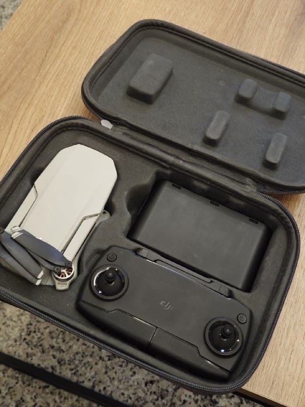 DJI Mini 1 Π΄ΡΠΎΠ½ Ρ ΡΡΠ΅ΠΌΡ Π±Π°ΡΠ°ΡΠ΅ΡΠΌΠΈ