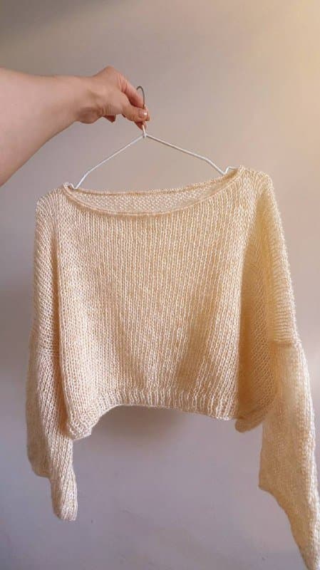 Бежевый свитер из мохера ручной работы, размер S