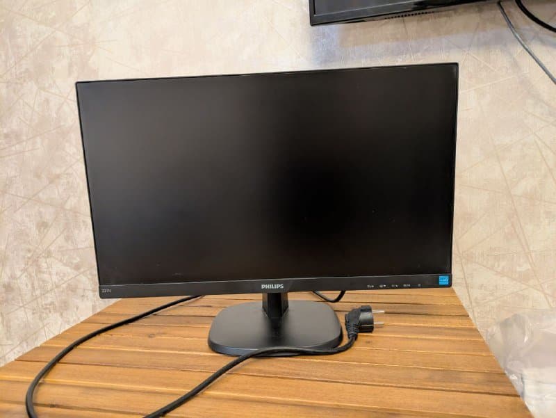 Монитор Philips 223V7Q 22" FullHD 75Hz