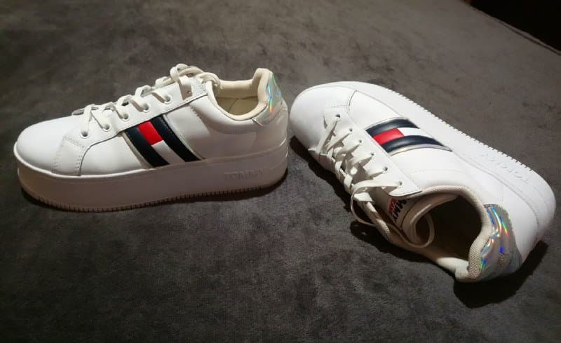 ΠΠΎΡΠΈΠ½ΠΊΠΈ ΠΊΠ΅Π΄Ρ ΠΊΡΠΎΡΡΠΎΠ²ΠΊΠΈ Tommy Hilfiger Π±Π΅Π»ΡΠ΅