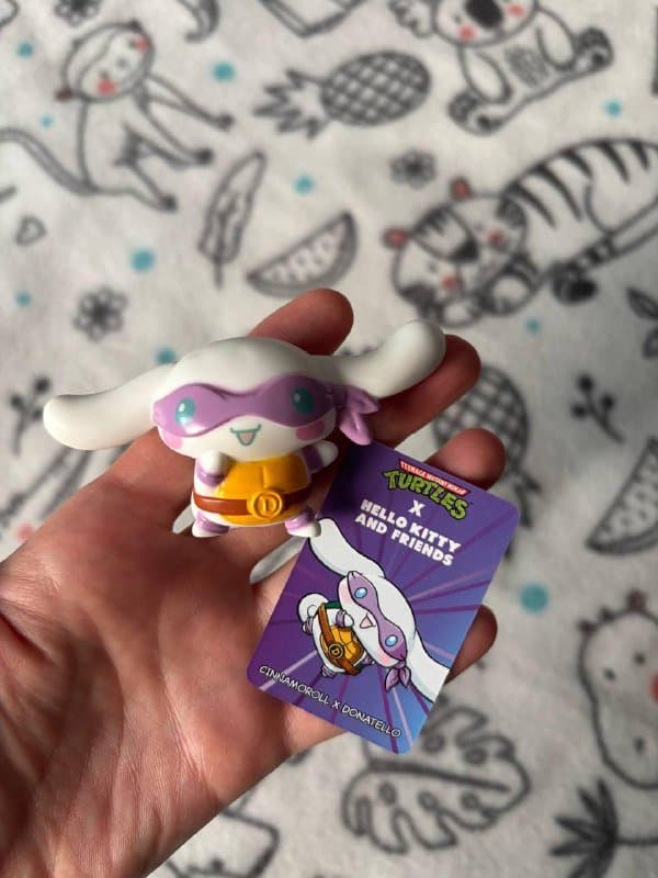 Π€ΠΈΠ³ΡΡΠΊΠ° ΠΈΠ· ΠΊΠΎΠ»Π»Π΅ΠΊΡΠΈΠΈ Macdonald's Hello Kitty & Turtles