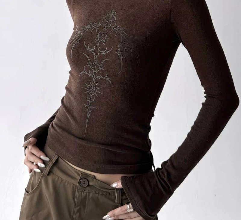 ΠΠ΅Π½ΡΠΊΠ°Ρ ΠΊΠΎΡΠΈΡΠ½Π΅Π²Π°Ρ ΡΠΎΠ½ΠΊΠ°Ρ ΠΊΠΎΡΡΠ° Ρ Π΄Π»ΠΈΠ½Π½ΡΠΌΠΈ ΡΡΠΊΠ°Π²Π°ΠΌΠΈ