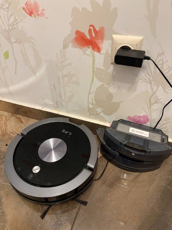 Робот-пылесос