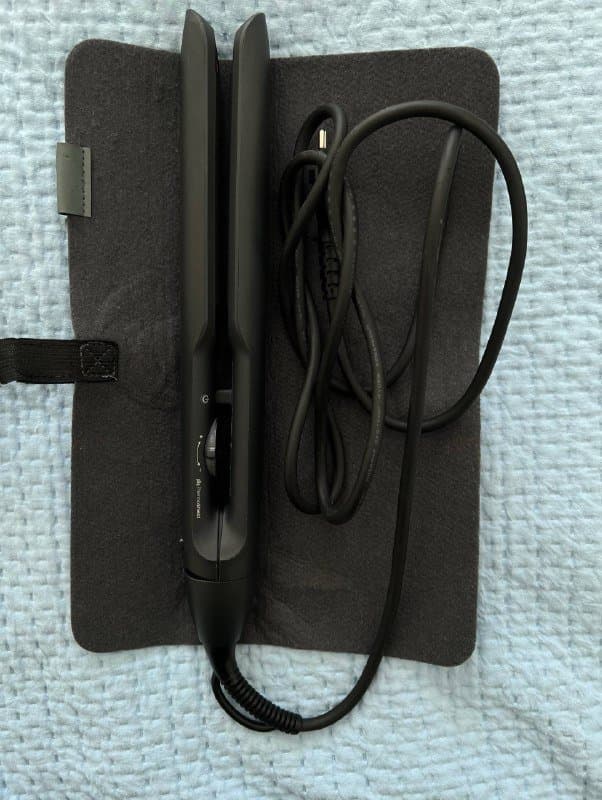 Выпрямитель для волос Philips BHS510