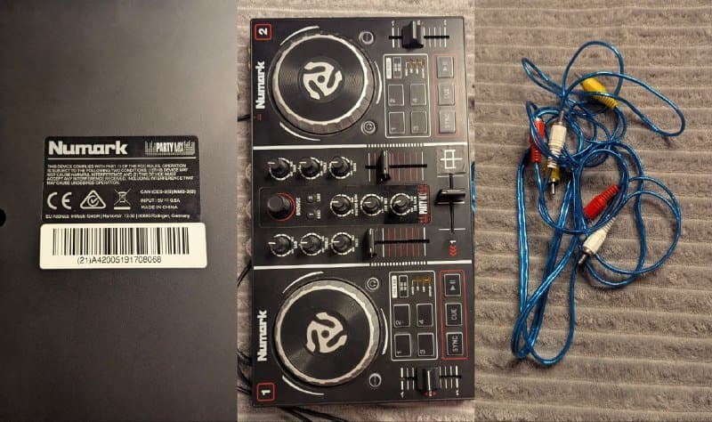 ΠΠΈΠ΄ΠΆΠ΅ΠΉΡΠΊΠΈΠΉ ΠΏΡΠ»ΡΡ ΠΌΠΈΠ½ΠΈ NuMark Party Mix